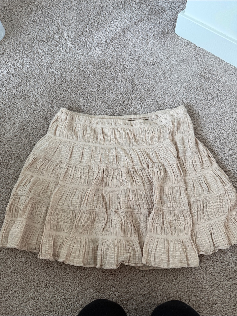 Max Studio Beige Tiered Crinkle Skater Skirt